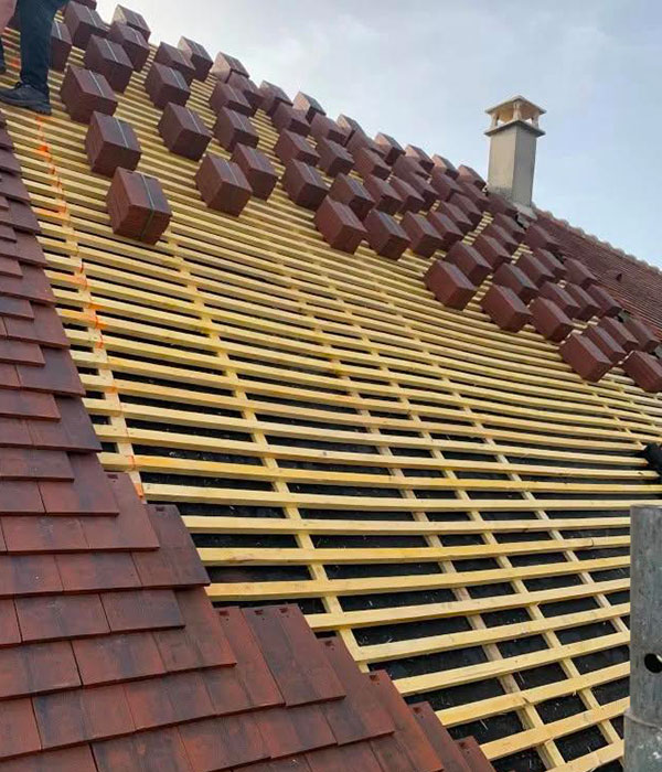 Couvreurs, zingueurs, charpentiers, façadiers, peintres et ramoneurs à Pringy (77310) en Seine-et-Marne (77)